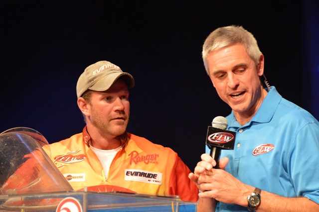 55394599-D599-402E-ADC1-ECEE6875D4BF