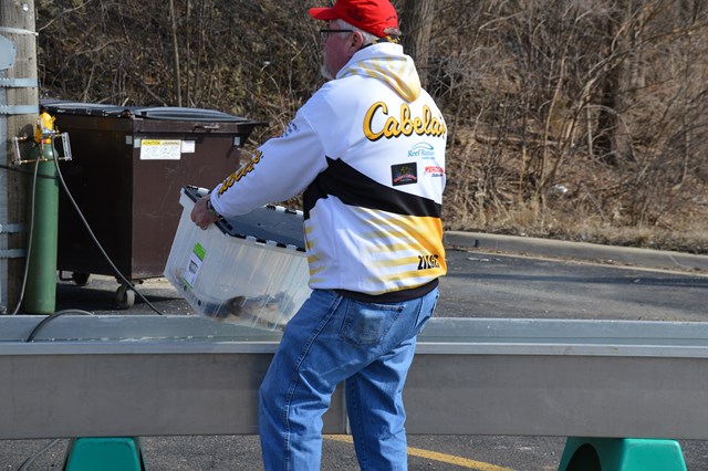 5567B079-AB7B-45BB-8F8F-2B44B45662E5