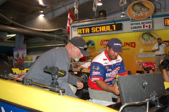 55C540A7-8991-4D2C-B77F-EE338D45F2BA