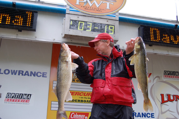 55F0A956-E277-466A-823D-1730D63E8B9B