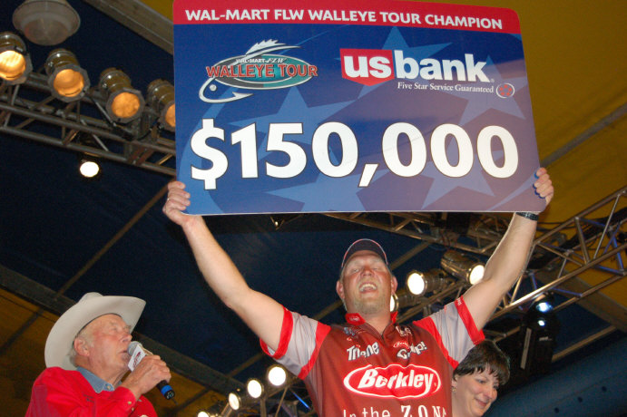 561B5EDB-678D-4D7B-A90F-82B54F07B954