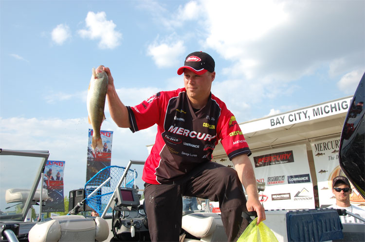 5627F1EA-FAB0-409A-8E71-E47ADF139575