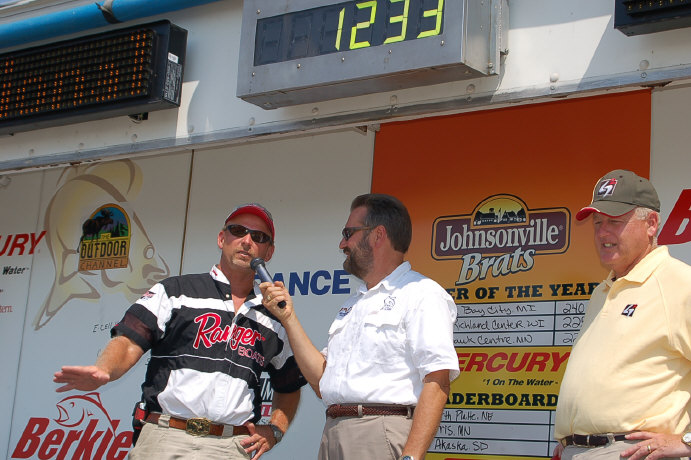 56326A1E-E413-49FD-B9BC-7D0661ADDD11