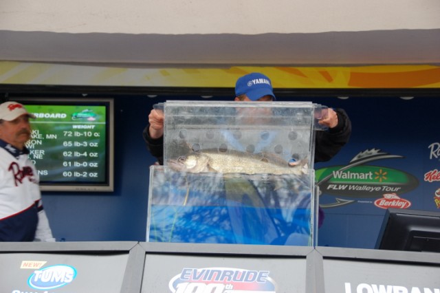 56328660-E259-4581-9247-53D56627848A