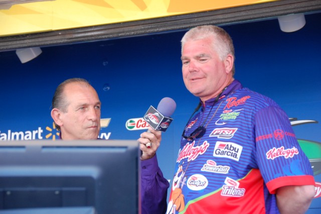 5652F424-1B37-482C-891B-2EF22AD9FB98