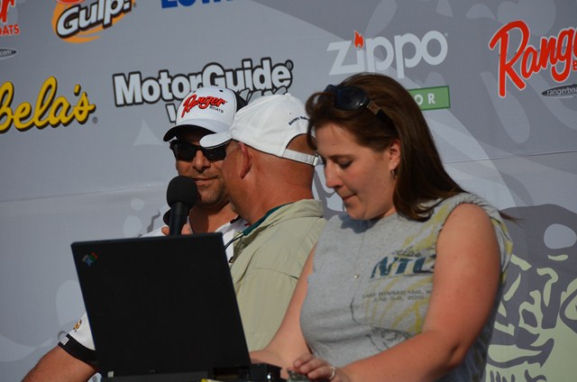 56A62C12-7418-4437-A196-9739063C6C60