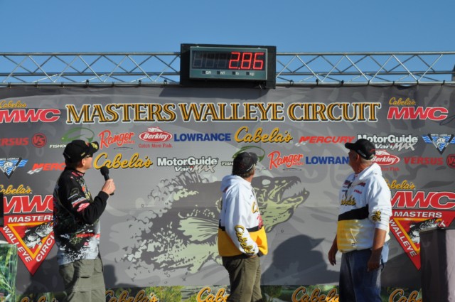 56F6A0E1-7255-4D73-9FAE-BECAB4994873