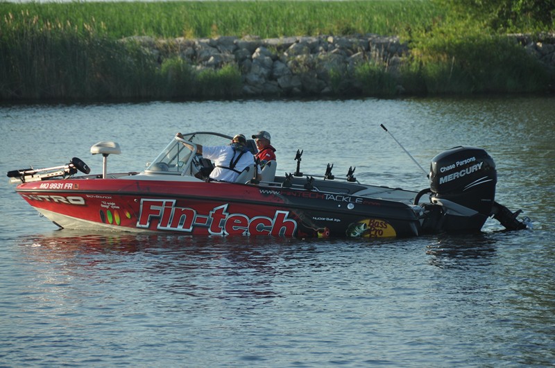 570972E6-8834-47FF-B448-9664C0F0B0F9