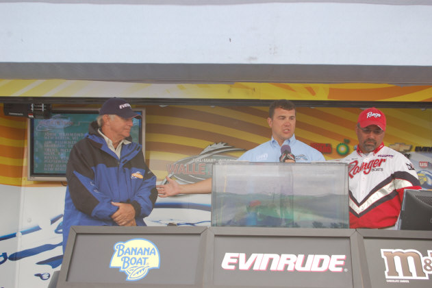 57E9384E-1EE7-44EB-A74A-B3EBD90A2410