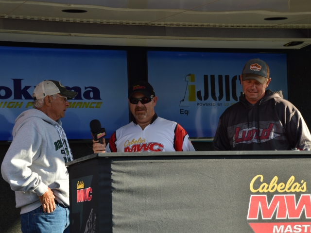 585D17EB-5948-41A0-927F-942402F62C9A