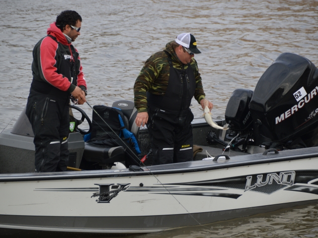 587B7C94-38AD-4B00-AB7A-2F11A1816353