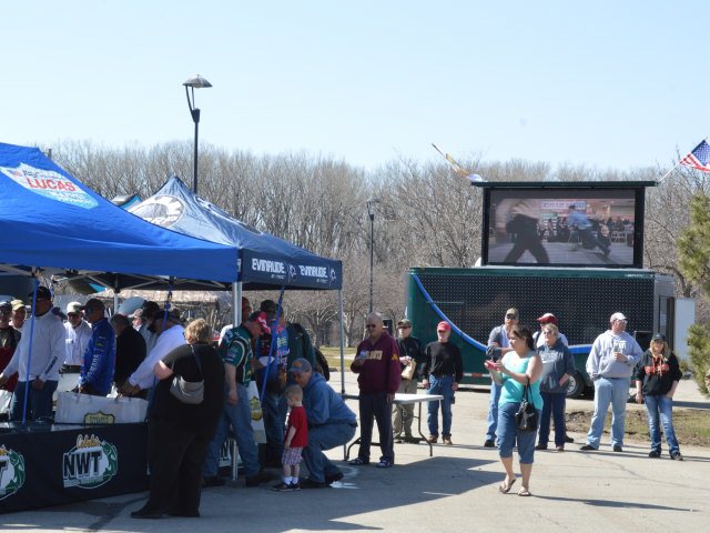 588DB223-47EF-4099-9644-17B5B761E77D