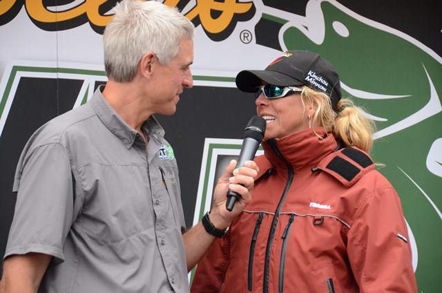 58FD14A7-7EF3-4B42-BA28-98A27A686962