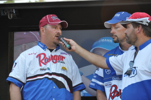 590906CB-15A6-4077-8D0F-0E86A7F9BE79