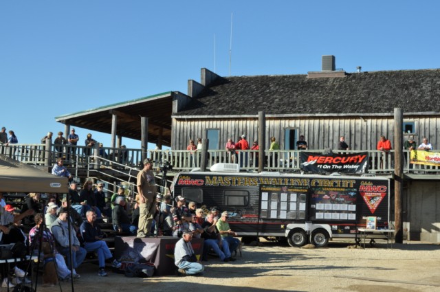 59248896-FC01-42AC-82AD-B1155ECD01C7