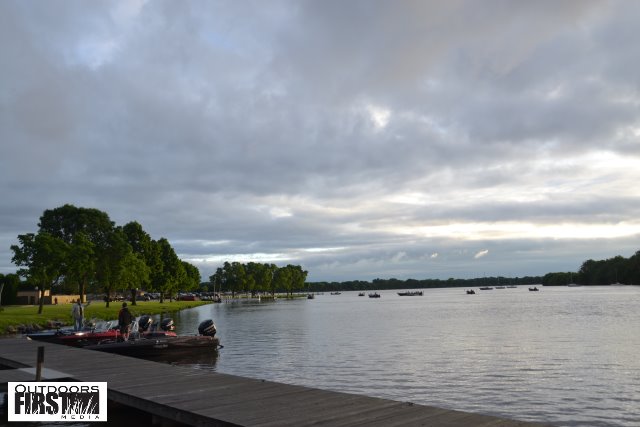 592F0DE0-C8EE-4EE4-A0E4-55B76E696115