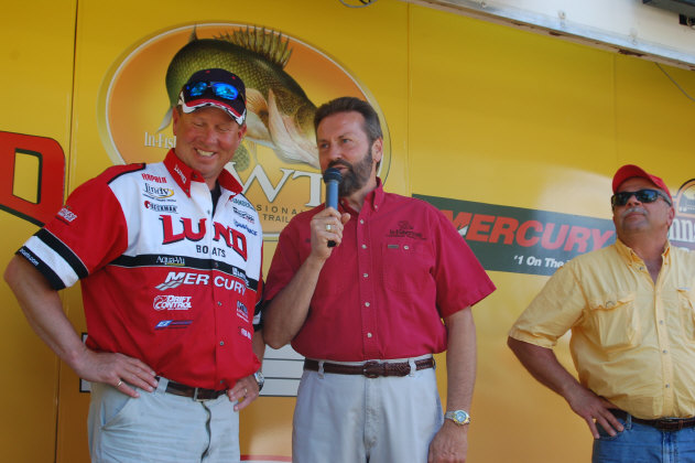 59650513-29BC-4D1C-BF1B-1C17DBECC1E0