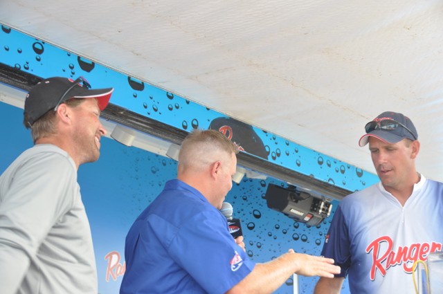 599F4C07-3814-45BF-9441-D49A7FBDDD94