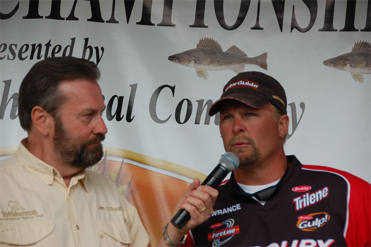 59D80225-15C8-41A1-BFCE-223177E21E43