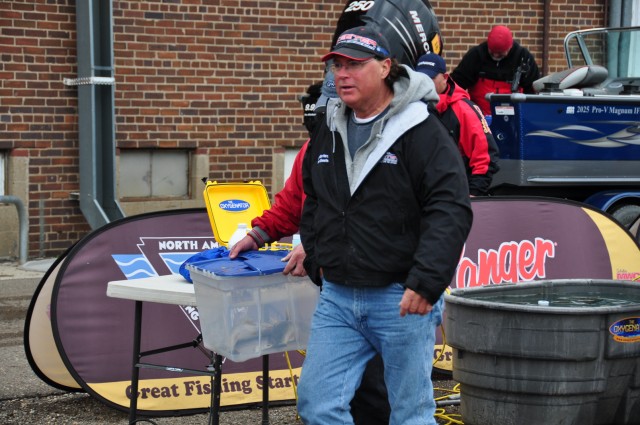 5AA58393-4825-4C21-AE4C-BB0A2E512DF3