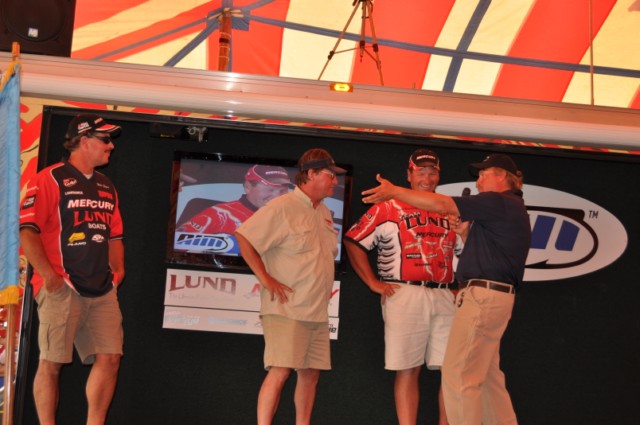 5AD1F4F4-FB94-4759-BDBD-5B2BF5AF025F