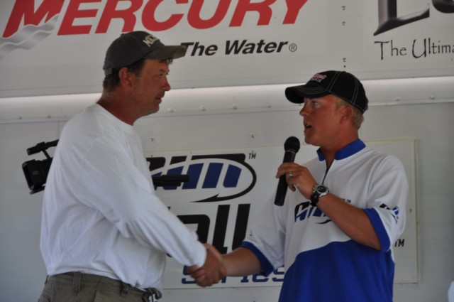 5AD7D904-4007-459B-AC4B-BD85578599F7