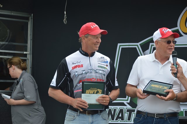 5B0AFA77-B450-4A29-94E6-062D6ABB1B91