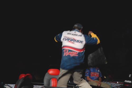 5B215D87-FD72-483D-96F9-6AC9782D1839