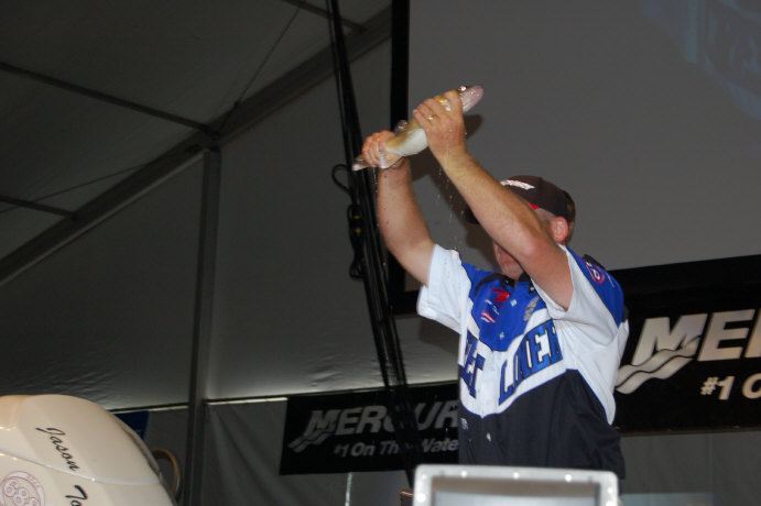 5B37FBD0-A5DA-49D6-A804-3CF7BE3D4709