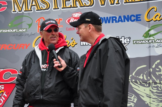 5B5AA21C-C630-4D3C-87A0-E98F155BA0DF