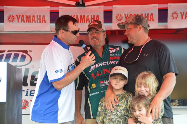 5B605C80-0FA8-4669-A063-8F99EBBE7176