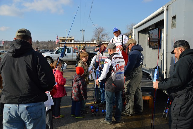 5BE4FC66-8688-4FFE-9FCA-5D0AF66BEE6D