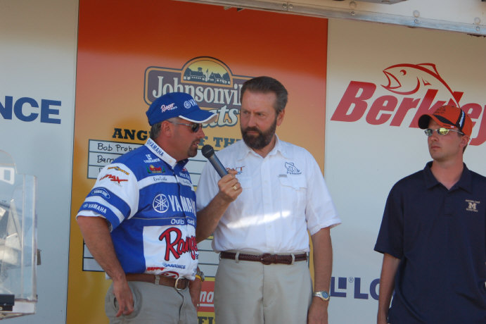 5BFB13EC-354D-41AC-A049-FC238936A6A2