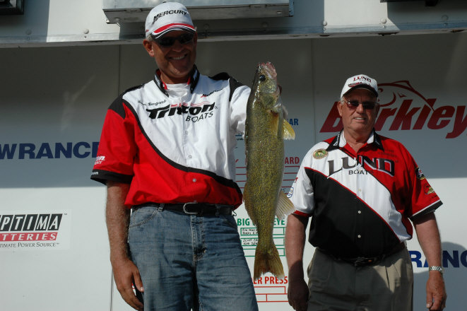 5C3E9C33-625A-4FC5-BD9B-BD0376E8053B