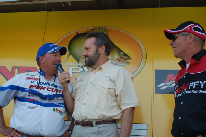 5C768051-2F8F-46CB-ACAB-B5141F5E2FE5