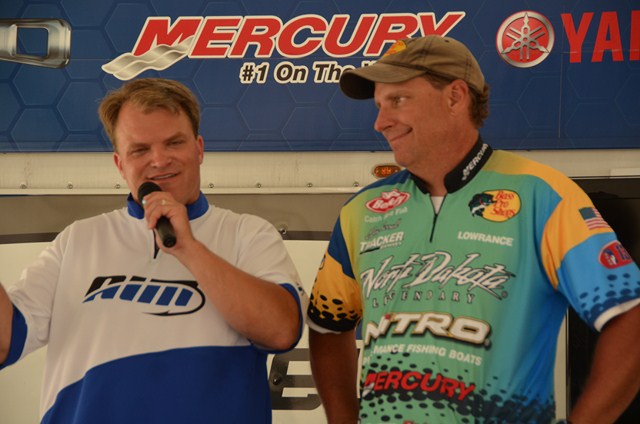 5C783020-386A-420D-A852-EFC69A396F79