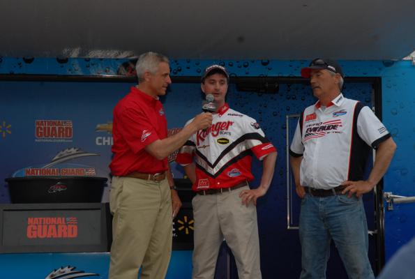 5C997333-91B1-479F-9E91-41F2EC8BE646