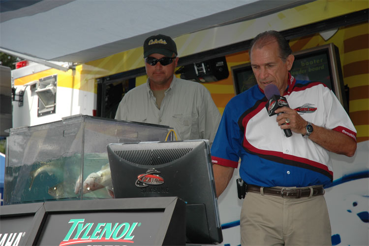 5C9C67B2-E68A-40D3-BFE6-26AC25E6F5AA