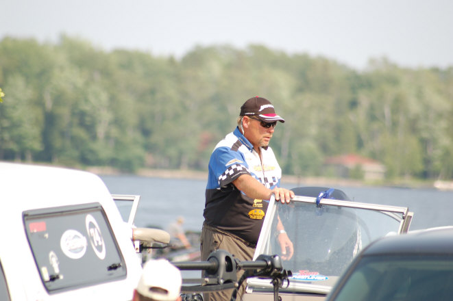 5CAB8800-1F31-4126-B380-CCE461F7CCA2