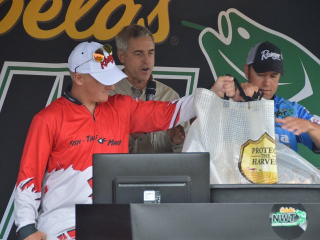 5CB49BA4-A0C1-4700-BC6F-3F3BB688CFB1