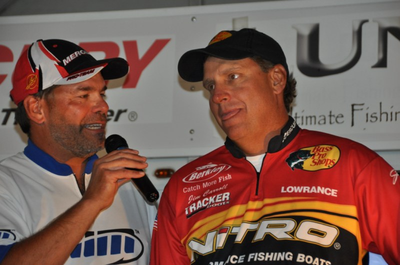 5CC7492D-7FE4-4D9E-BD46-22297D8B790B