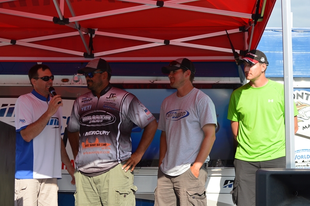 5CE0CCDB-5896-40A8-B2F1-922831678198