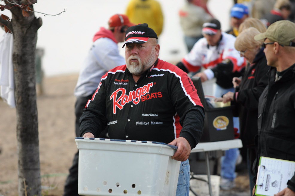 5CF0011E-0CF1-44FA-9957-EB457D79BDEA