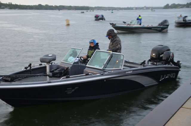 5CF4D548-DB5F-4A6F-A536-F1FE6B677D0F