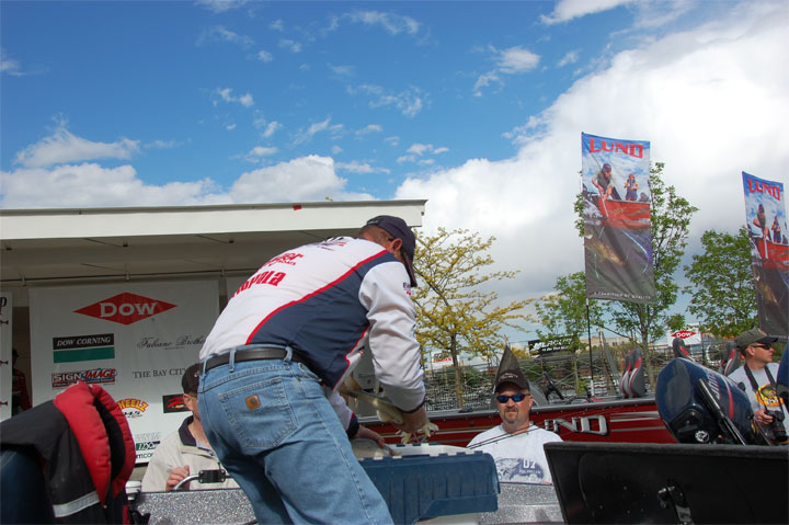 5CFC9C60-79EA-4A7D-9A01-34F67E624236