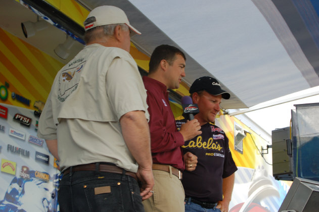 5D243D40-70A8-4832-89DA-63CFA4F9DD3C