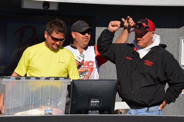 5D401BD9-3E51-4F56-BBDD-F52539316391