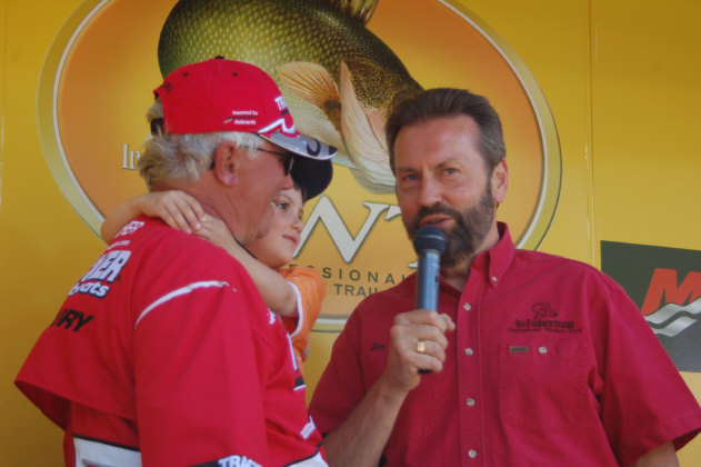 5D509EB0-33BD-4914-AB8D-DBEA8D527531