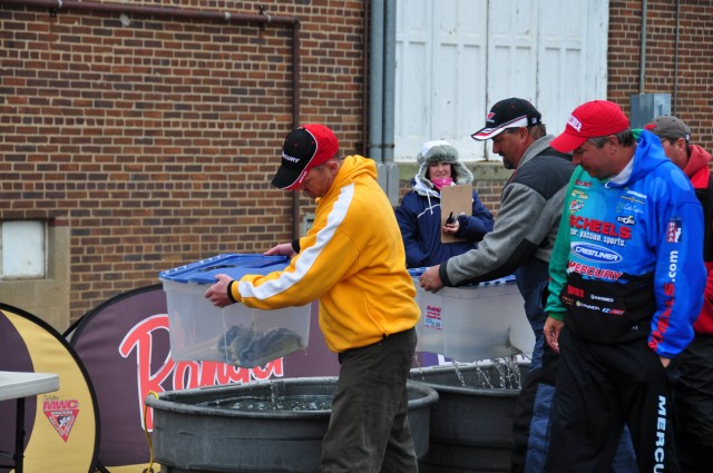 5D6A3F55-CB3F-499D-9AB5-A5CDD72F71BD