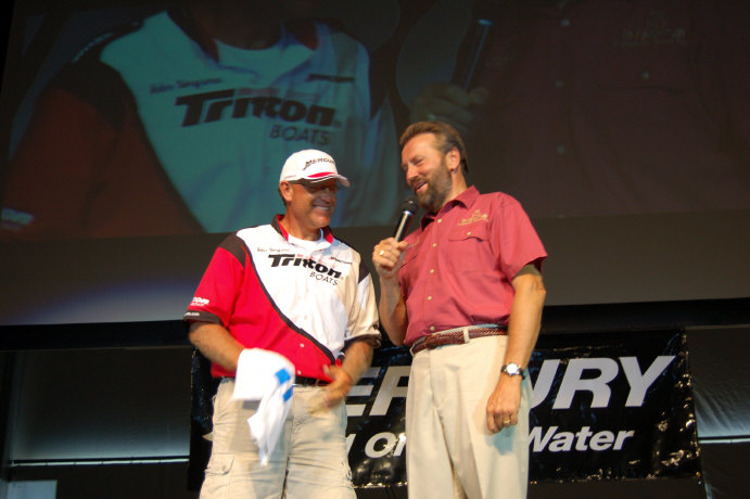 5D8040D0-26D3-4BA8-AD37-5D7B52AFFBE6